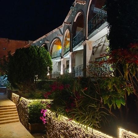Suite Linda Vista Альенде Экстерьер фото