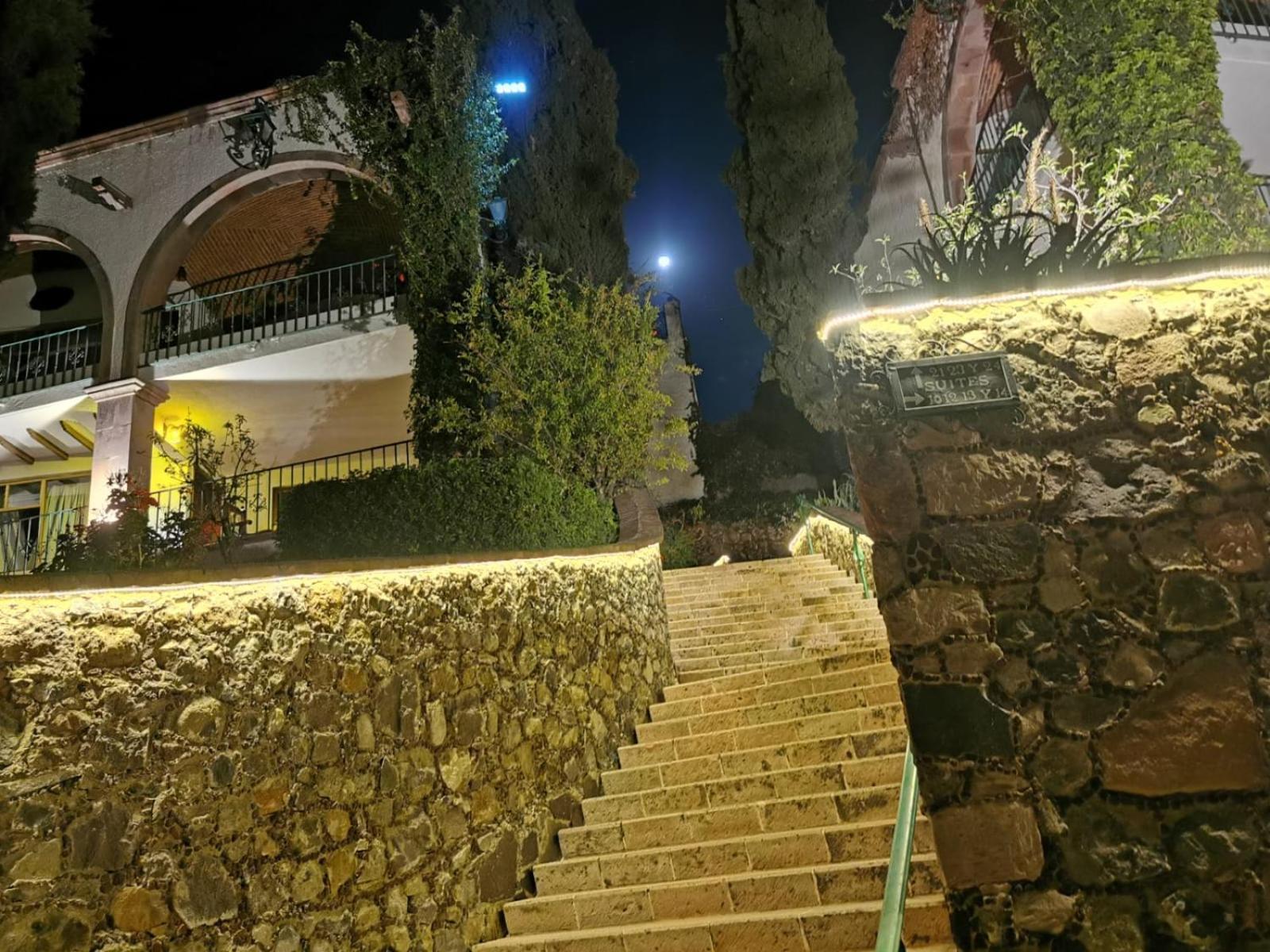 Suite Linda Vista Альенде Экстерьер фото